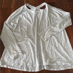 ❤️| Lululemon | long sleeve shirt. Size 10.